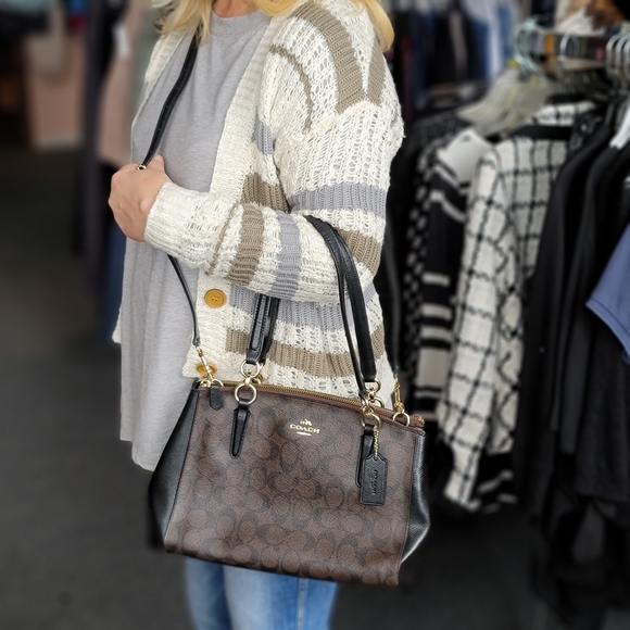 Coach Signature Two Toned Crossbody Handbag